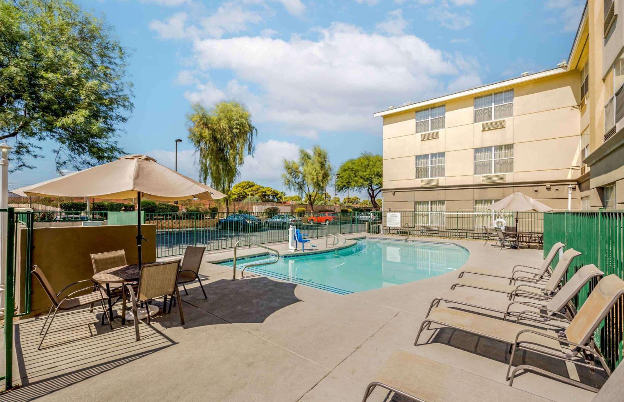 Mainstay Suites Las Vegas Flamingo Zewnętrze zdjęcie